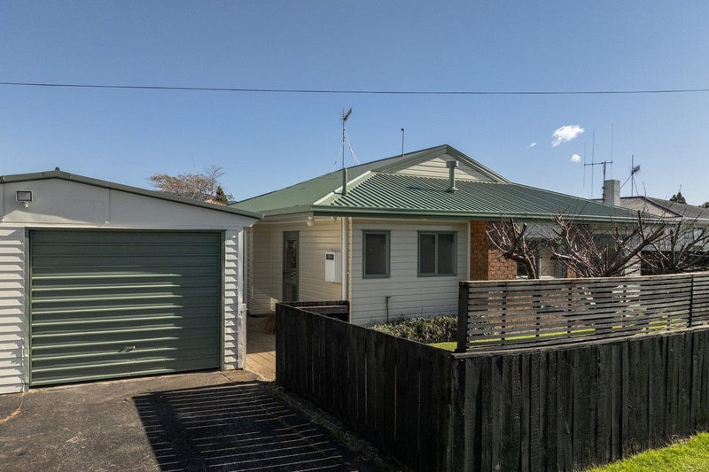 Image 2 of 23