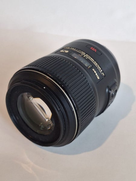 Nikkon AF-S 105 Micro 105mm F2.8 ED629557089013791110