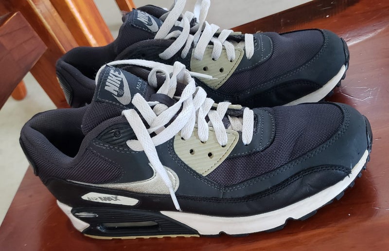 Air Max 90s (Mens US8, UK7)62863867023106114