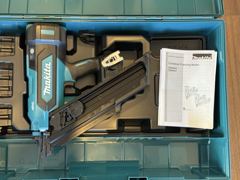 Brand New Makita LXT DBN900 18V 90mm 30-34° Brushless Framing Nailer skin Carousel 2