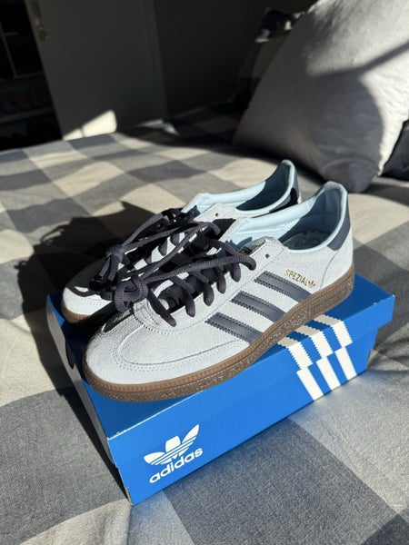 Adidas Spezials BNWT Carousel 1