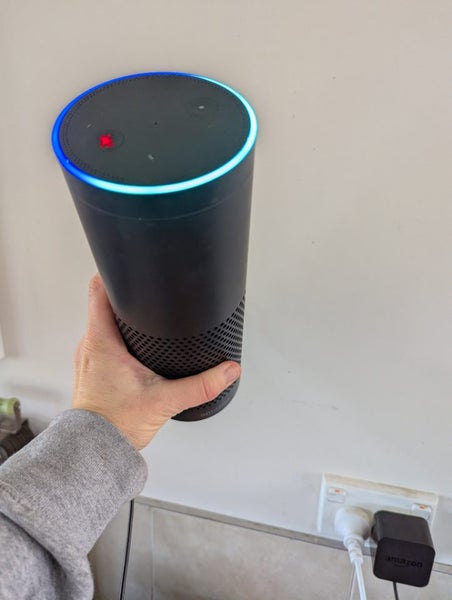 Amazon Alexa - Echo speaker Carousel 1
