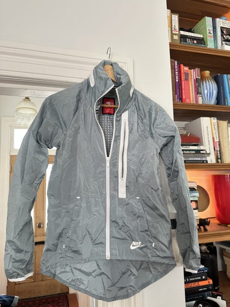 Nike jacket waterproof Carousel 1
