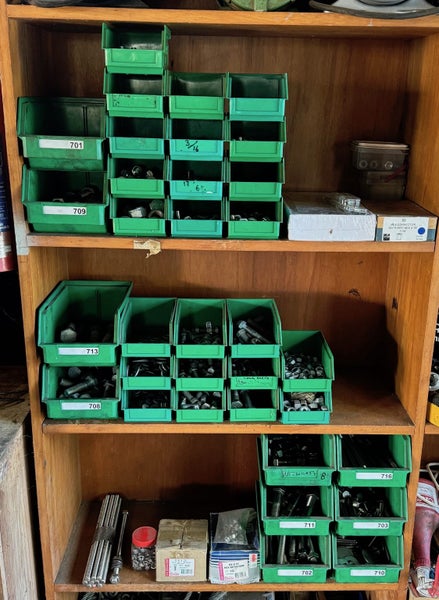 Bolts (Zinc, Galv, SS) and containers Carousel 1