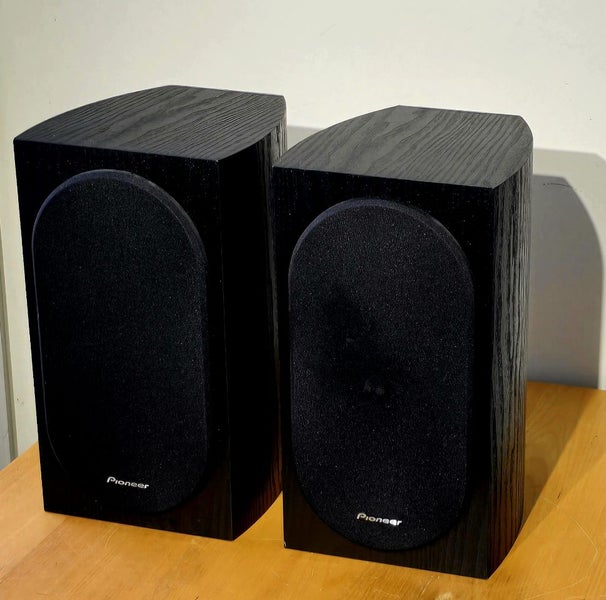 Pioneer SP-BS22-LR Bookshelf Speakers (Pair) – Designed by Andrew Jones – Mint62932736770818112