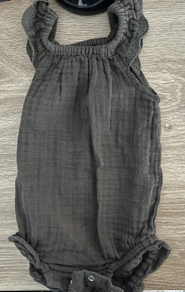 Jamie Kay Romper sz 6-12 months628647373068811119