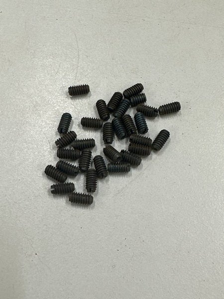 Meccano Long Grub Screws x 30 Carousel 1