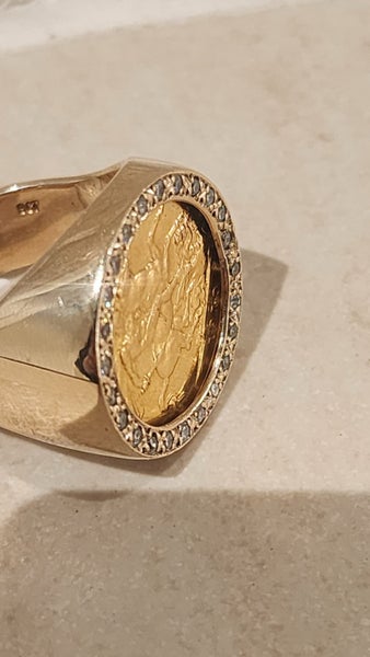 Gold and diamond full sovereign ring Carousel 2