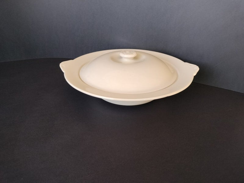 Vintage 1947 ceramic tureen Carousel 1
