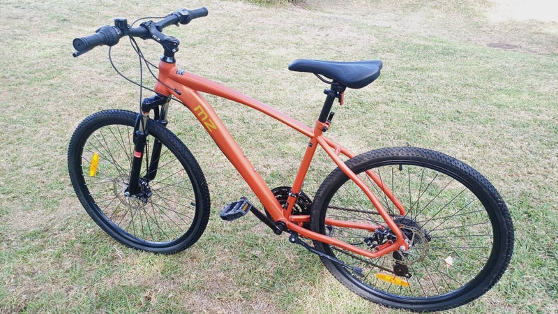 Milazo 26 inch Mountain Bike – 21 speed - Disc brakes - Excellent condition! Carousel 10