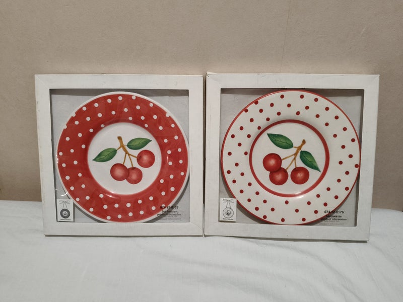 Decorative Cherry Plates Set Carousel 1