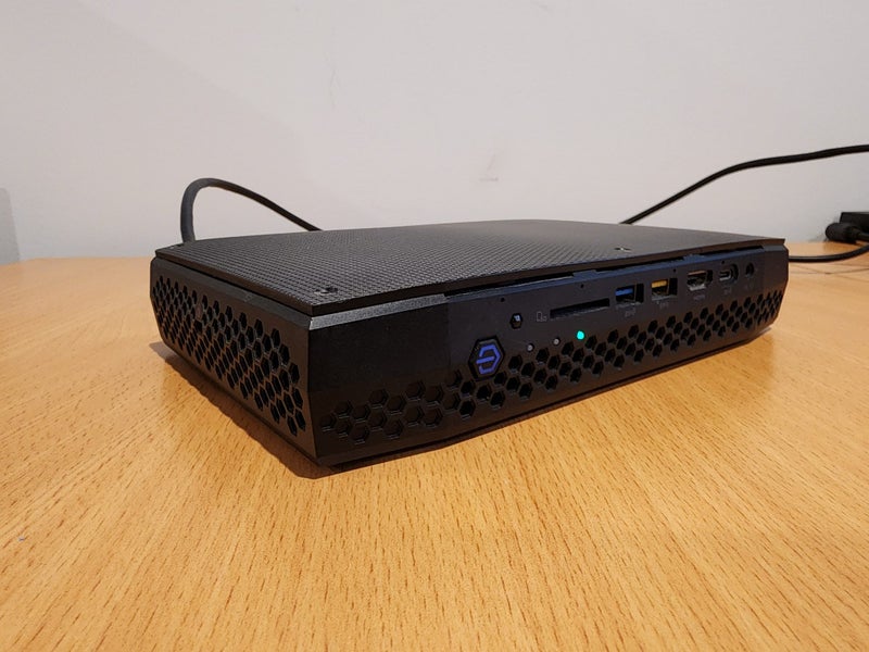 Intel NUC Desktop / Gaming PC, Intel i7 8705G, 16GB RAM DDR4, RX VEGA M GL 4GB628658274666261112