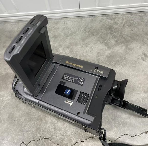 Panasonic NV Vx 22 VHS C Movie camera Carousel 2