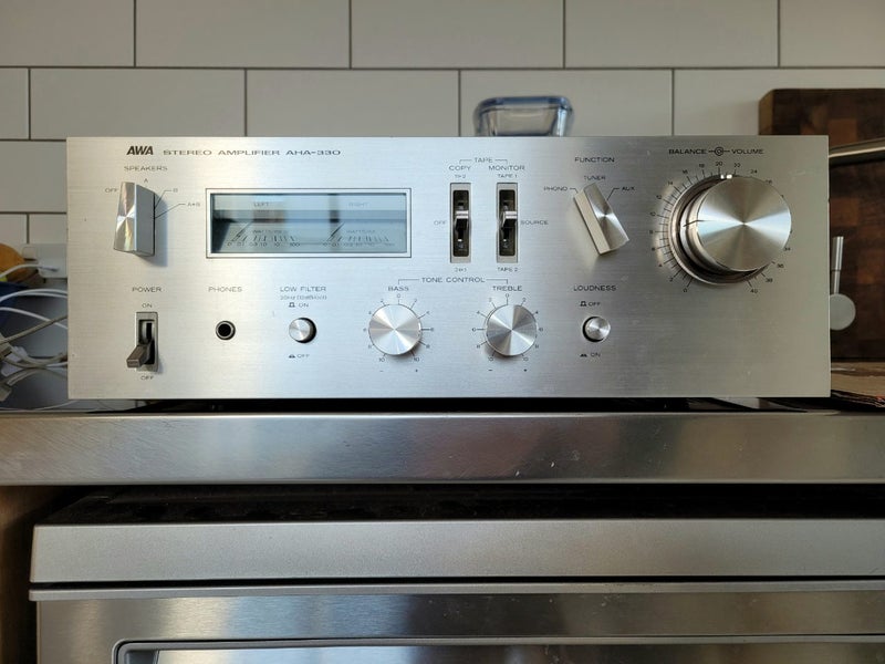 AWA / Hitachi Amplifier 1970s retro. Carousel 1