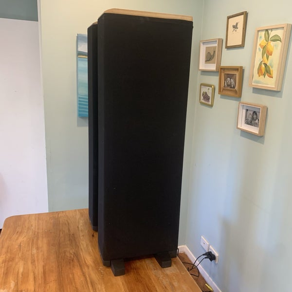 Beaut Boston Acoustics Lynnfield VR960 Speakers With Inbuilt Subs!63615893229953113