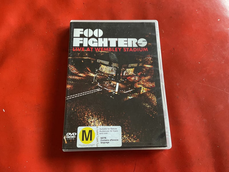 Foo Fighters - Live At Wembley Stadium Carousel 1