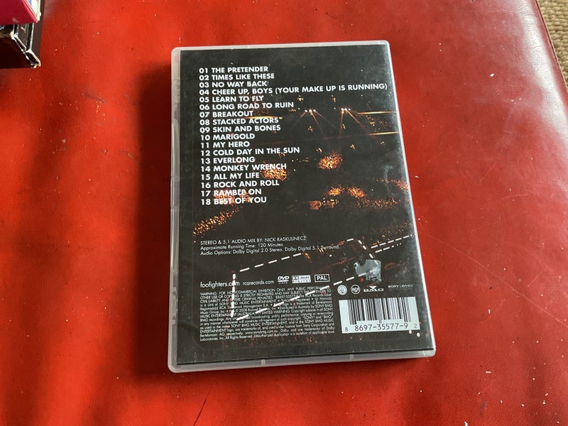 Foo Fighters - Live At Wembley Stadium Carousel 2