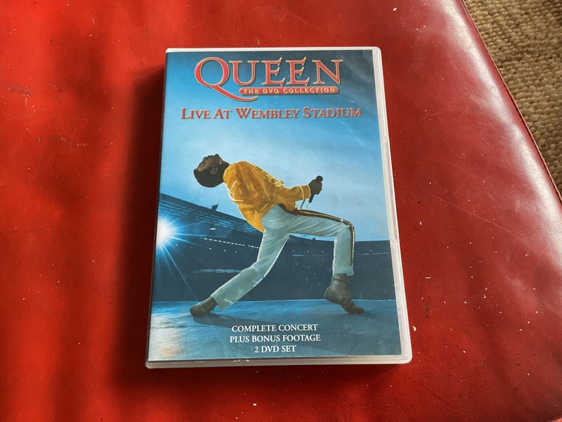 Queen - Live At Wembley Stadium (Bonus Disc) Carousel 1