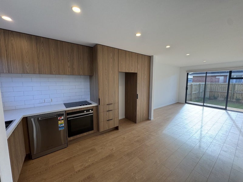 Image 1 of 11