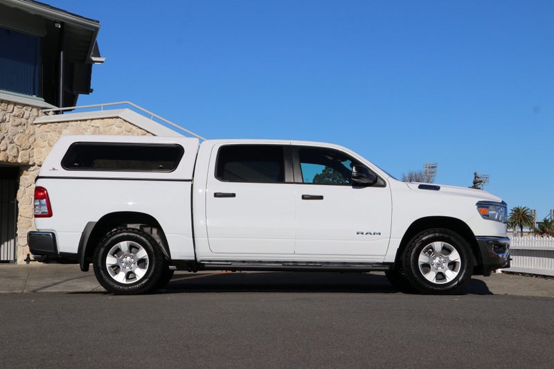 2025 Ram 1500 DT Bighorn Crew 4X463889161516033112