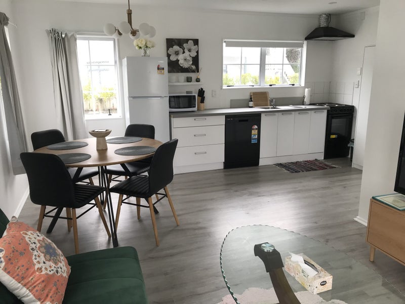Image 2 of 12
