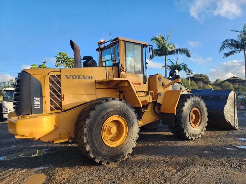 Volvo L180F loader Carousel 1