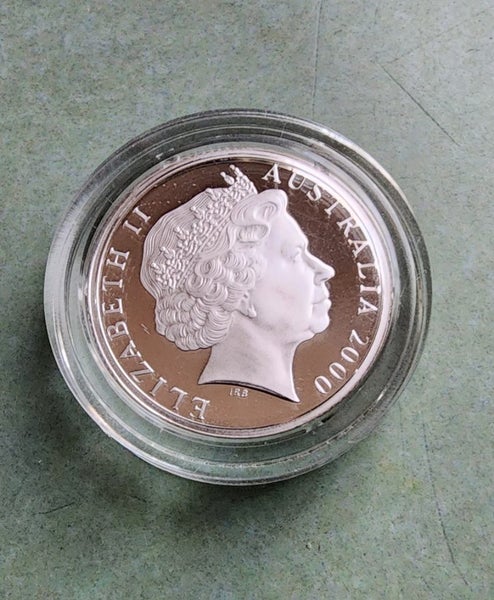 AUSTRALIA YEAR 2000 $1 COIN FINE SILVER 99.9%. HMAS SYDNEY II Carousel 2