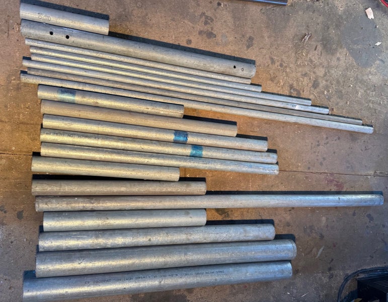 Hollow round steel (galv) Carousel 4