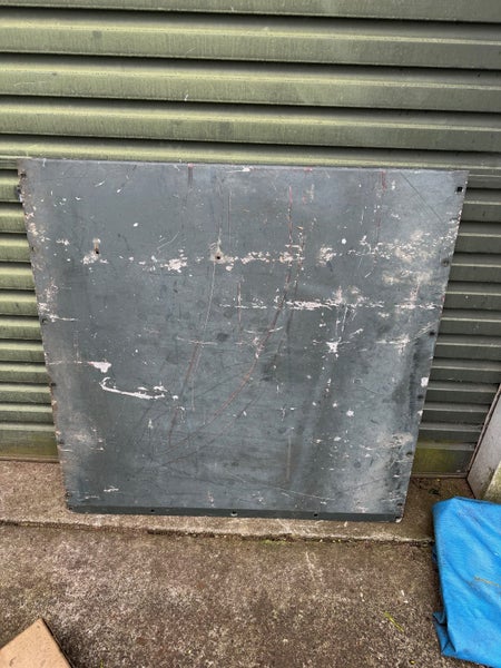 Aluminium sheet (5mm thick) Carousel 1