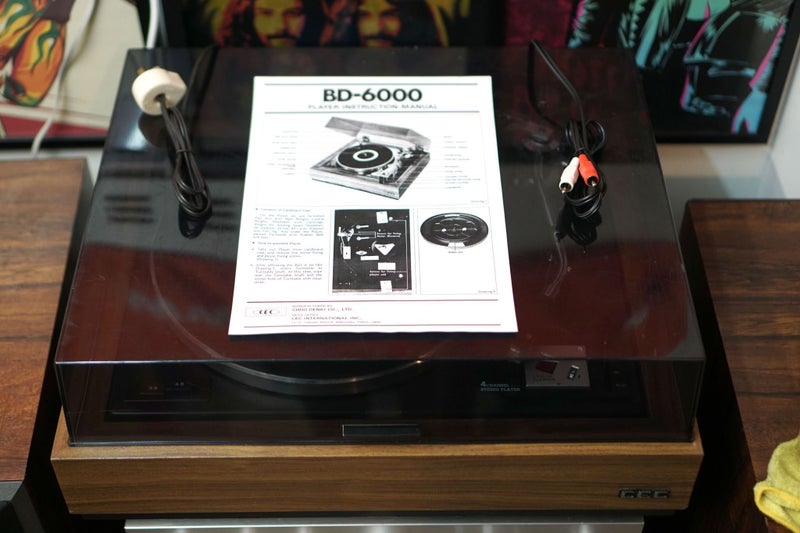 CEC BD-6000 Vintage Turntable with Shure Hi-Track M93E Made in Japan - Serviced! Carousel 10