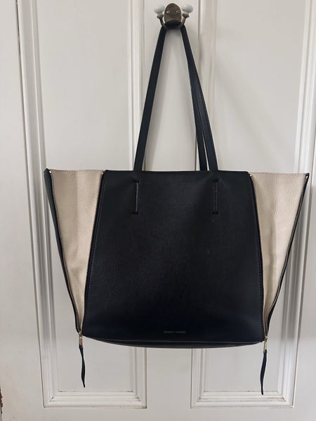 Deadly Ponies Mr Scurry Tote (Eraser Dip) like new. Current season, RRP $849.62939544124033111