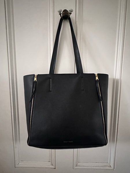 Deadly Ponies Mr Scurry Tote (Eraser Dip) like new. Current season, RRP $849.62939544124033113