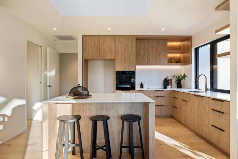 First Class New Build!62863288300546114