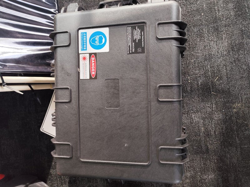Suitcase Pulse Laser Cleaning Machine and Tools62966410427907114