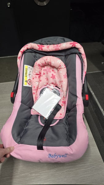 Car Seat Pink Girls 0 to 15 months Brand New $1 Res Carousel 2