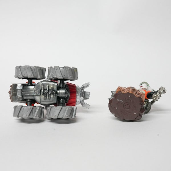 Skylanders Superchargers set! - Smash Hit & Thump Truck - Earth - Vehicle Carousel 7