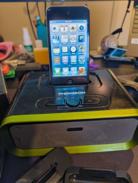 iPod touch plus extras Carousel 2