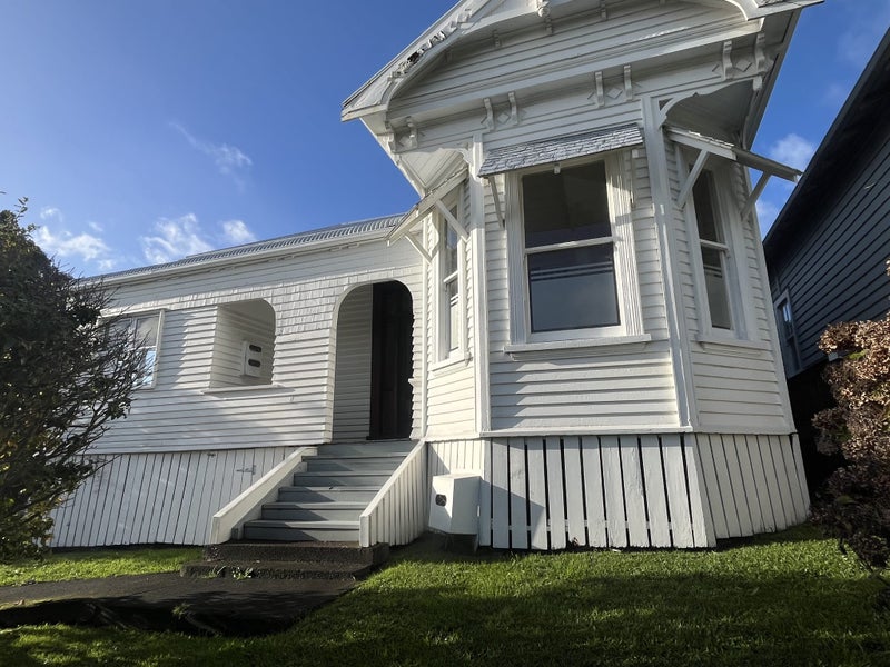 Image 1 of 8