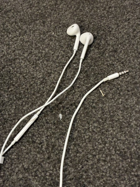 Wired Apple ear buds 3.5 mm jack Carousel 2