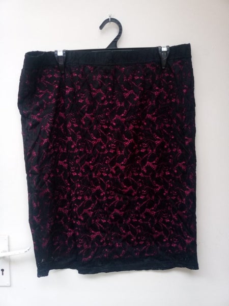 Women skirt size XL Carousel 1