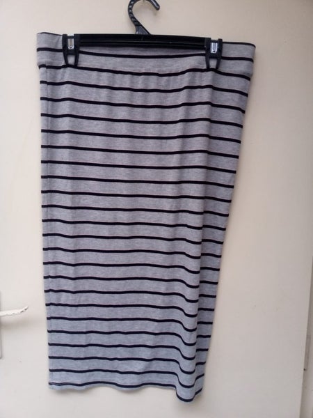 Women skirt size 18 Carousel 3