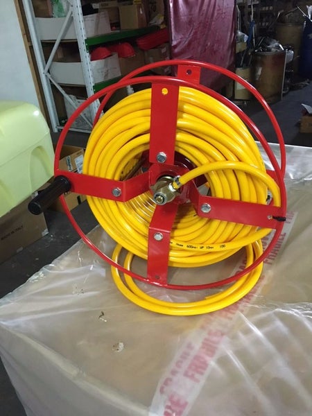 Hose Reel with 50m x 10mm Spray Hose Carousel 1