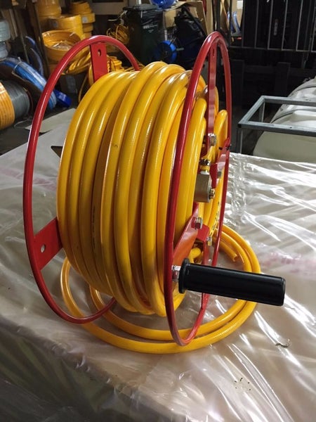 Hose Reel with 50m x 10mm Spray Hose Carousel 2