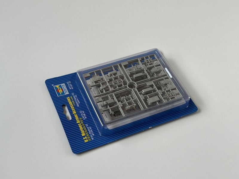 U.S. Marines Armor Accessories Trumpeter | No. 06640 | 1:35064287931769091110