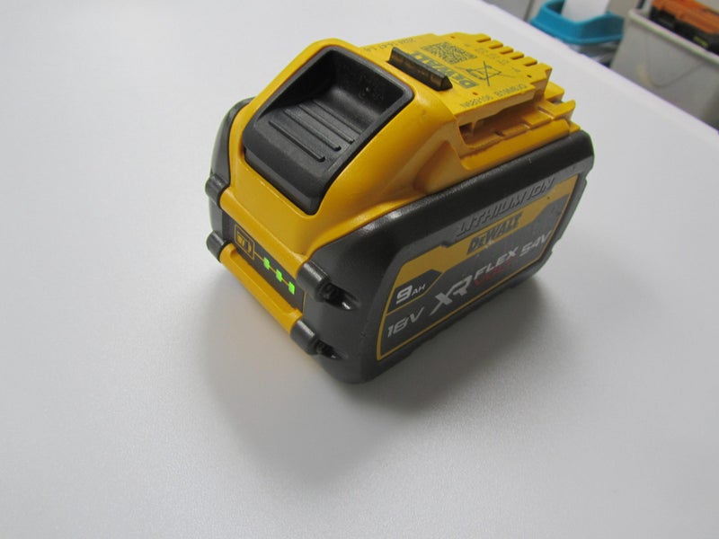Dewalt 18v Flex Volt 54v Battery Carousel 1
