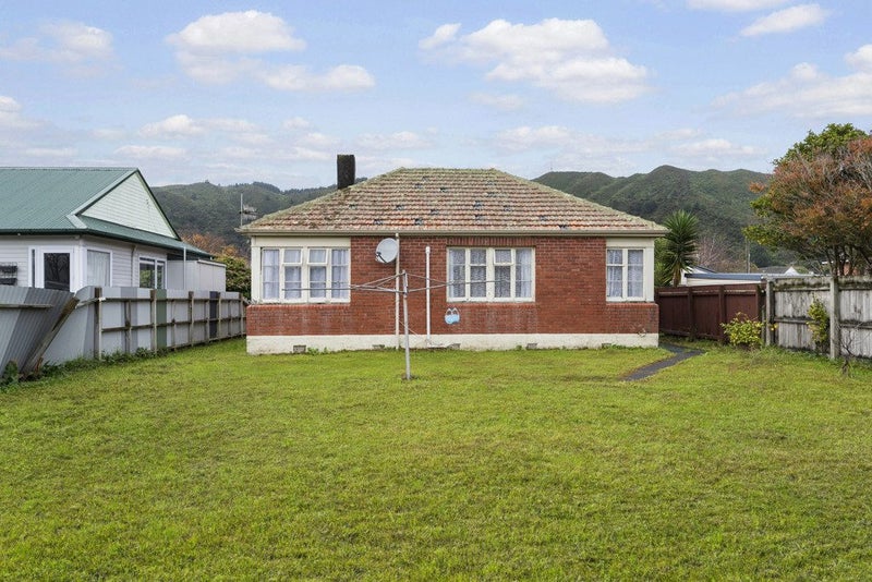 Image 2 of 14