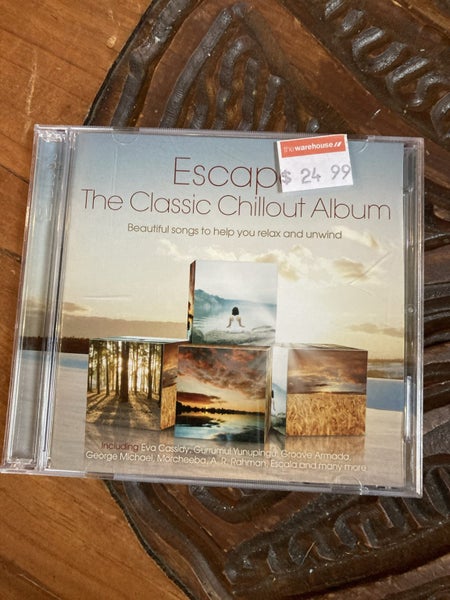 ESCAPE THE CLASSIC CHILLOUT ALBUM - 2CD Carousel 1