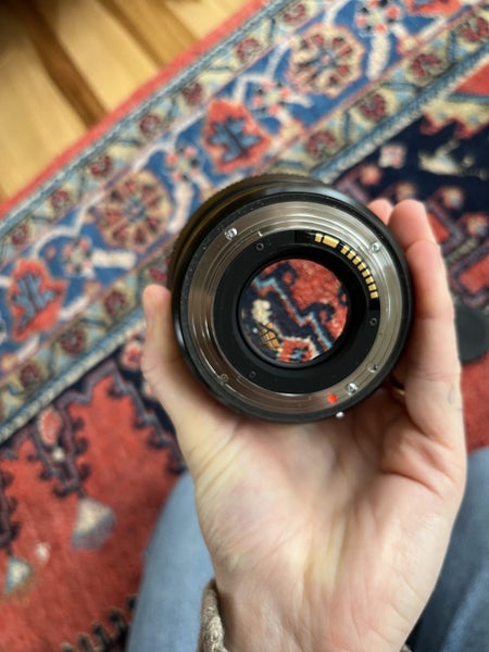(Like New) Sigma Art 85mm lens w/ Variable ND filter63616522343170112