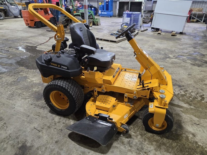 Cub Cadet Pro-Z 70062956659787010116