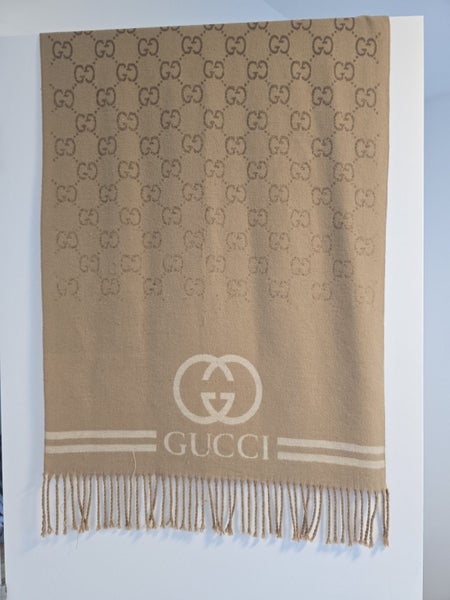 Luxury Soft Scarf - GUCCI label Carousel 1